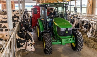 5e_series_hero_r2c007531_02_large_7a6cf612412f439decbe43e89b53b66fb1909750