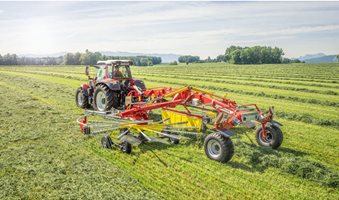 The-new-TOP-882-C-rake-from-Pottinger-1280x720