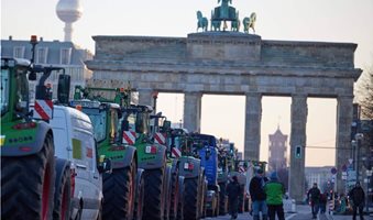 skynews-berlin-farmers-germany_6414724__1_
