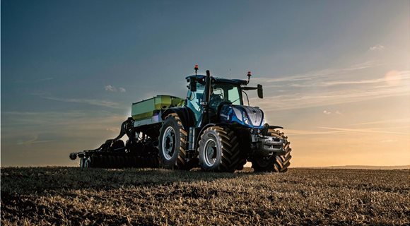 Customer-inspired-innovations-from-CNHs-global-agriculture-brands-Case-IH-and-New-Holland-have-won-six-2024-AE50-awards