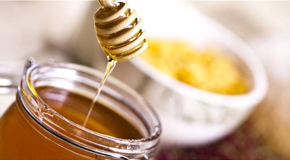 iosif-manikis-andreas-thrasyvoylou-to-elliniko-meli-einai-pio-pykno-kai-pio-aromatiko_3092_XL