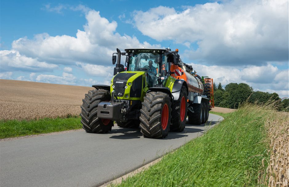 4wd-tractors-axion-960-claas