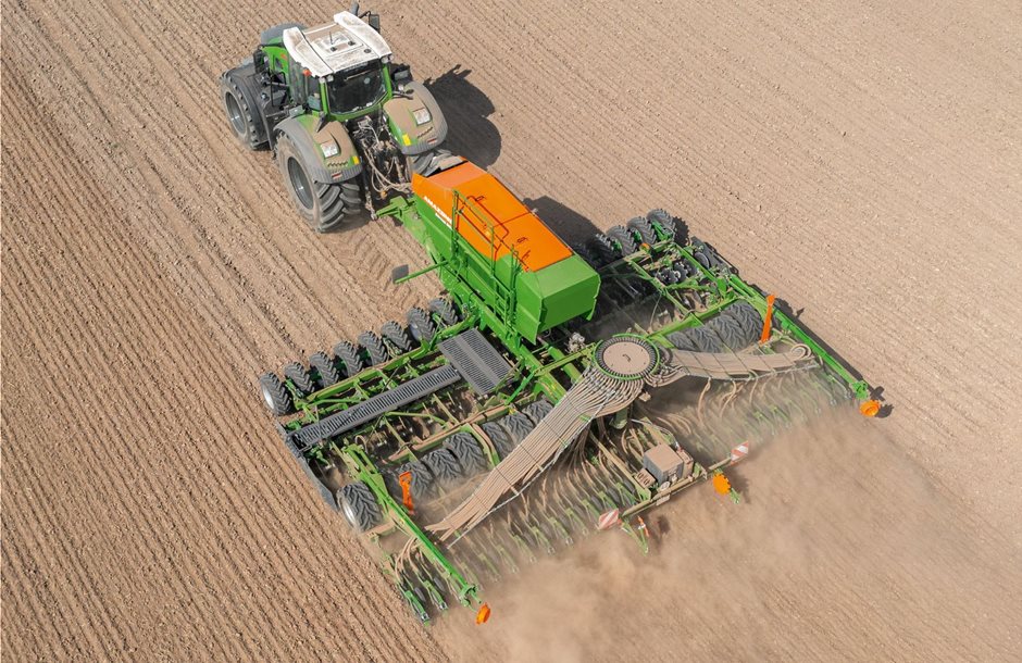 The-new-Amazone-Cirrus-9004-2C-Grand-trailed-cultivator-drill-has-been-designed-for-large-scale-farms-and-contractors_2