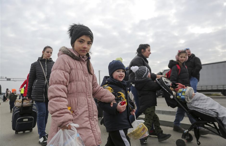 Refugees-fleeing-conflict-in-Ukraine