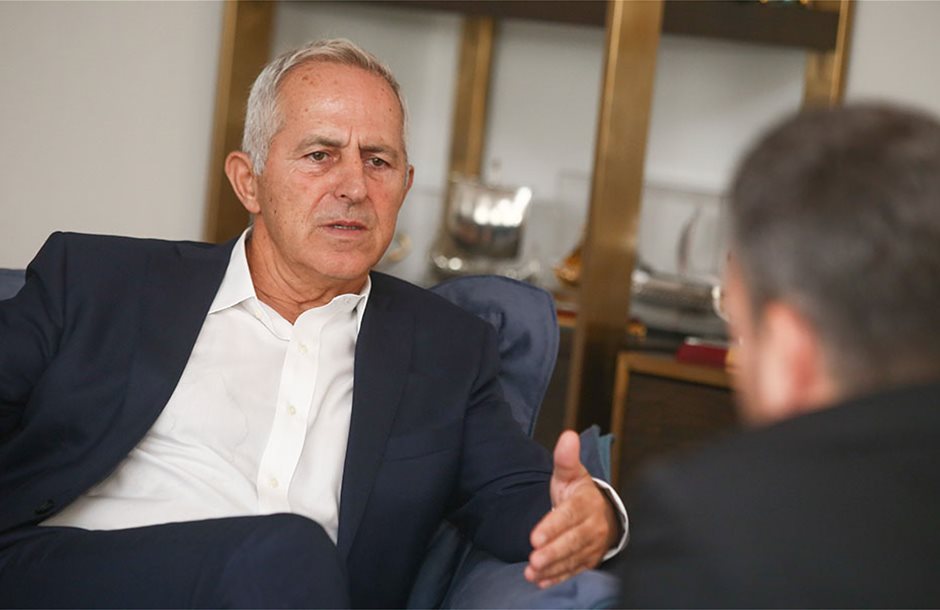Eμπλοκή με την υπουργοποίηση του Βαγγέλη Αποστολάκη