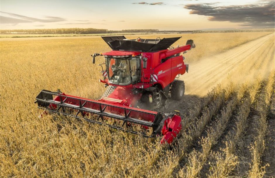 case_ih_axial_flow_8250_harvesting_soybeans_604100_230__2