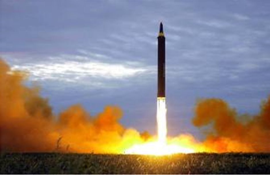 Nέα εκτόξευση πυραύλου από τη Β. Κορέα πάνω από την Ιαπωνία