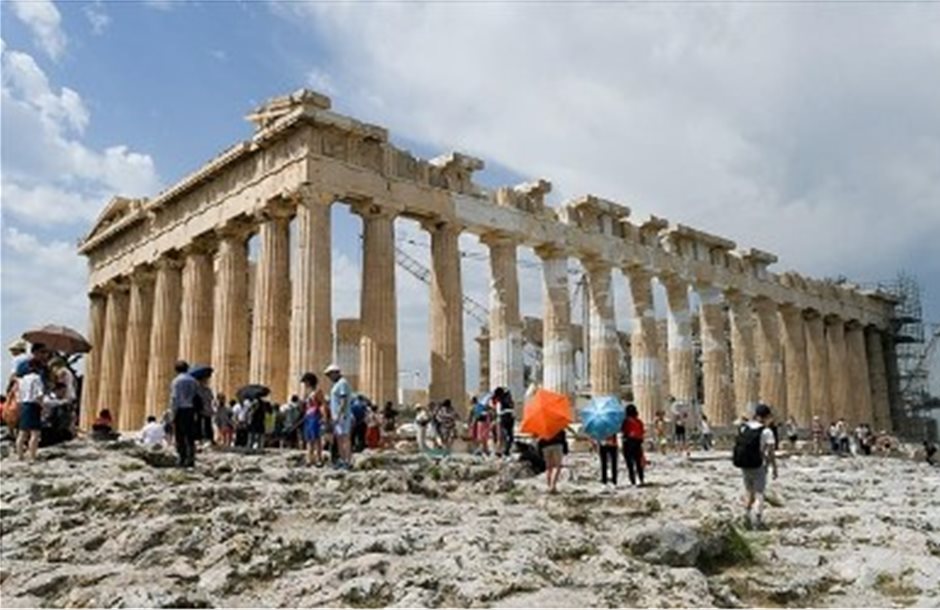 Ρεκόρ αφίξεων στην Αθήνα, με πάνω από 5 εκατ. επισκέπτες