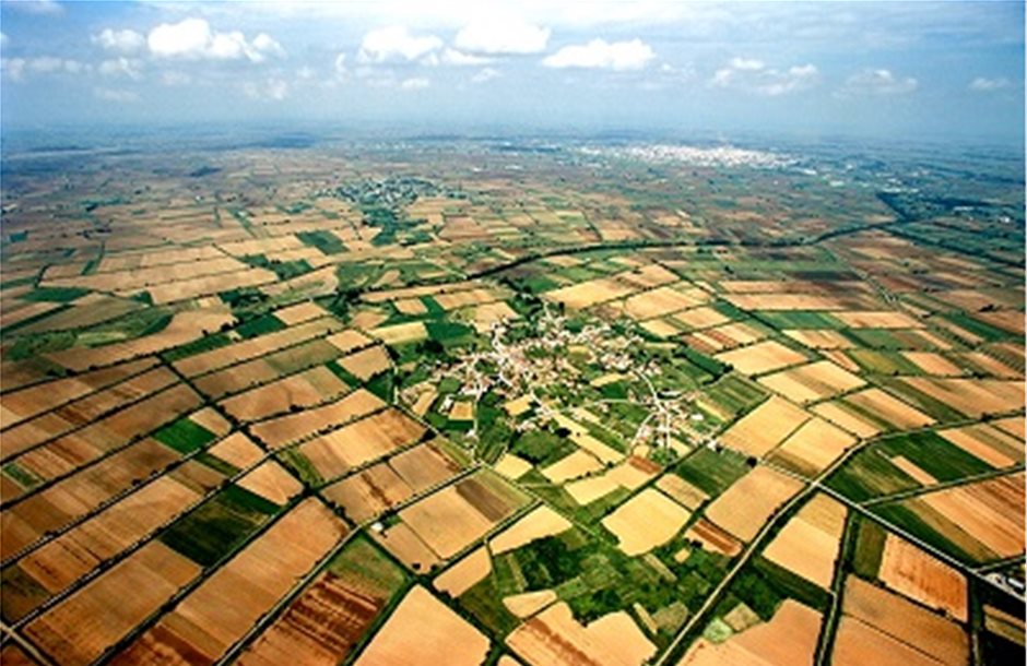 Αύξηση δορυφορικών ελέγχων αγροτεμαχίων ζητά η Κομισιόν  