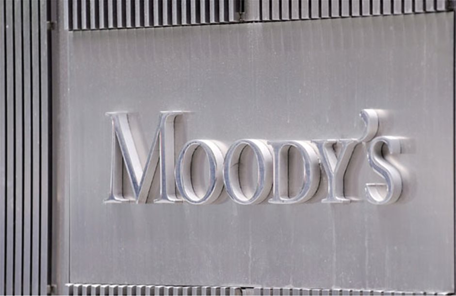 Μη βιώσιμο το ελληνικό χρέος, λέει η Moody's