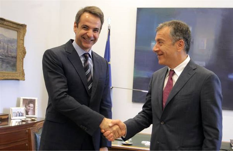 Συμφωνούν Μητσοτάκης-Θεοδωράκης για εθνικό μεταρρυθμιστικό σχέδιο