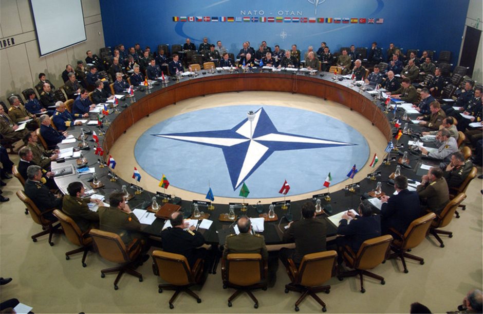 Μπαράζ επαφών Τσίπρα στη Σύνοδο Κορυφής του ΝΑΤΟ