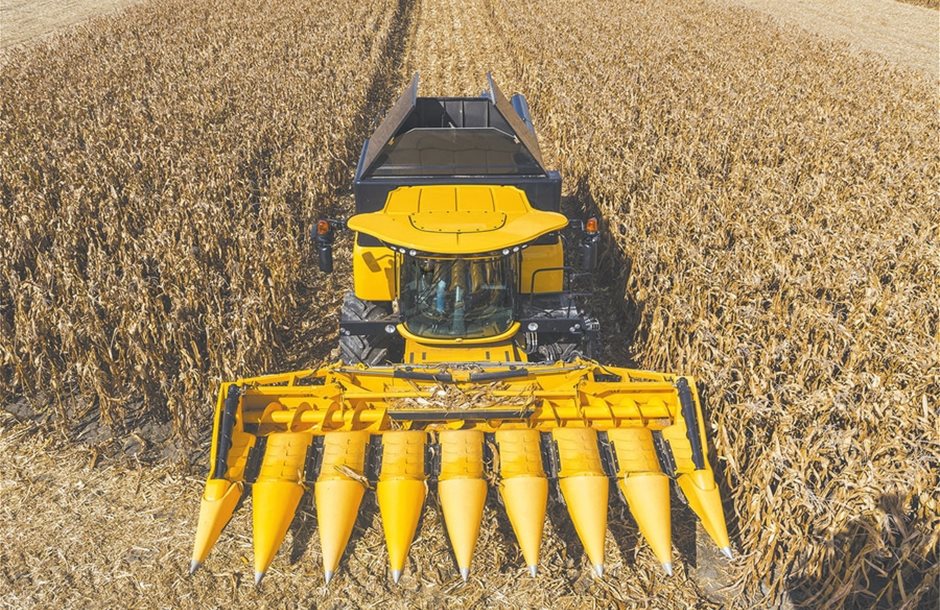 new-holland-agriculture-launches-ch-crossover-harvesting-combine-range-7097-15936024_2