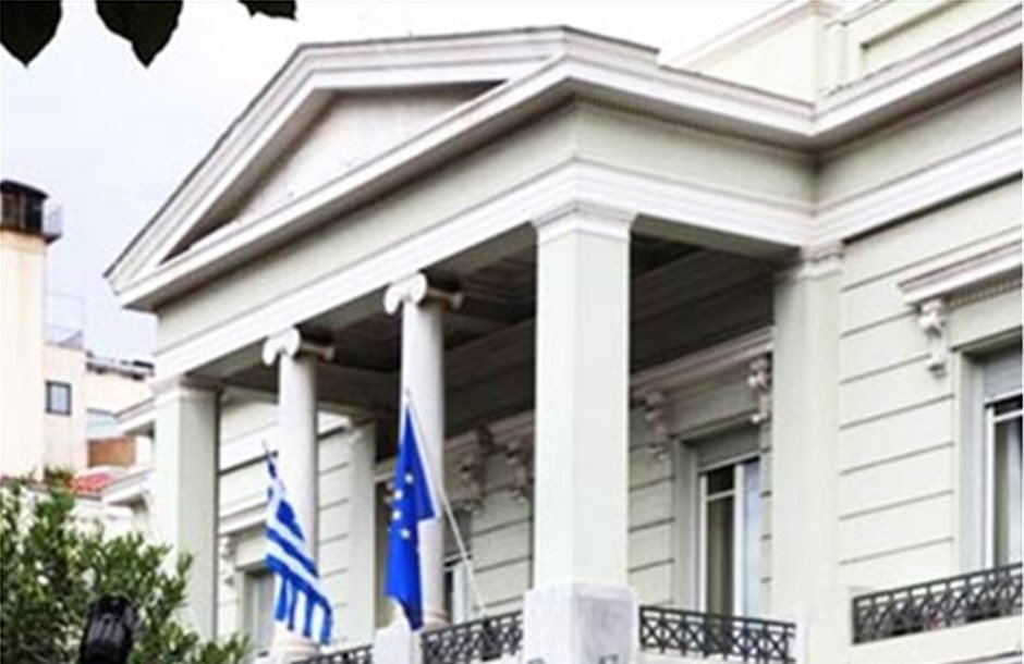 Στην Αθήνα οι ροδακινοπαραγωγοί για τη σύσκεψη στο υπουργείο Εξωτερικών 