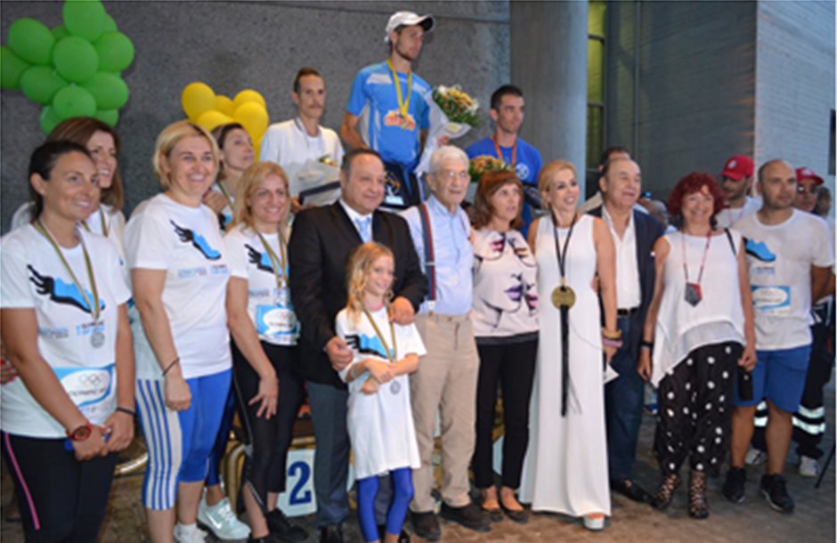 Σύσσωμη η ολυμπιακή οικογένεια στο 1o Olympic Day Run 