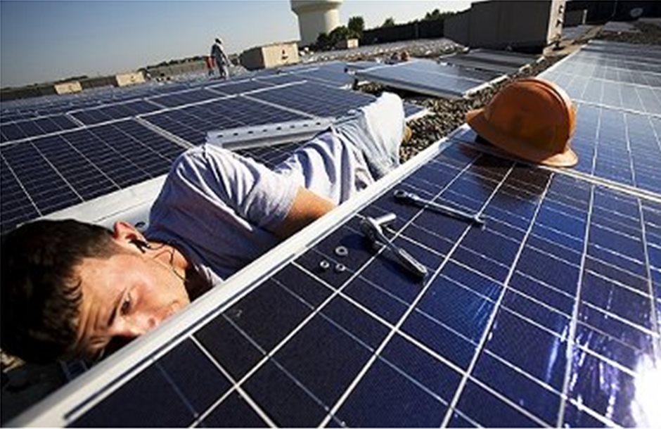 Νέο ρεκόρ ηλιακής ηλεκτρικής ενέργειας στο Ηνωμένο Βασίλειο