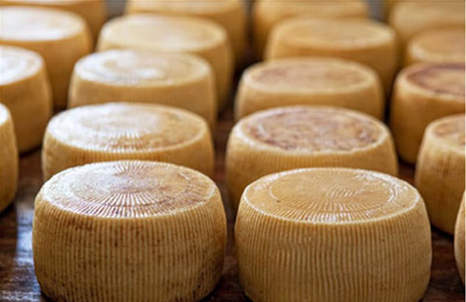 Τροποποιητική απόφαση Μπόλαρη για την αποθεματοποίηση τυριών
