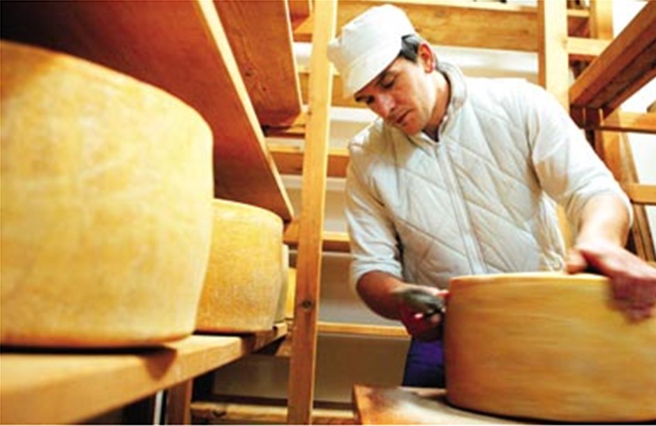 Το «ιταλικό» τυρί στην Πίνδο το λένε Μετσοβόνε