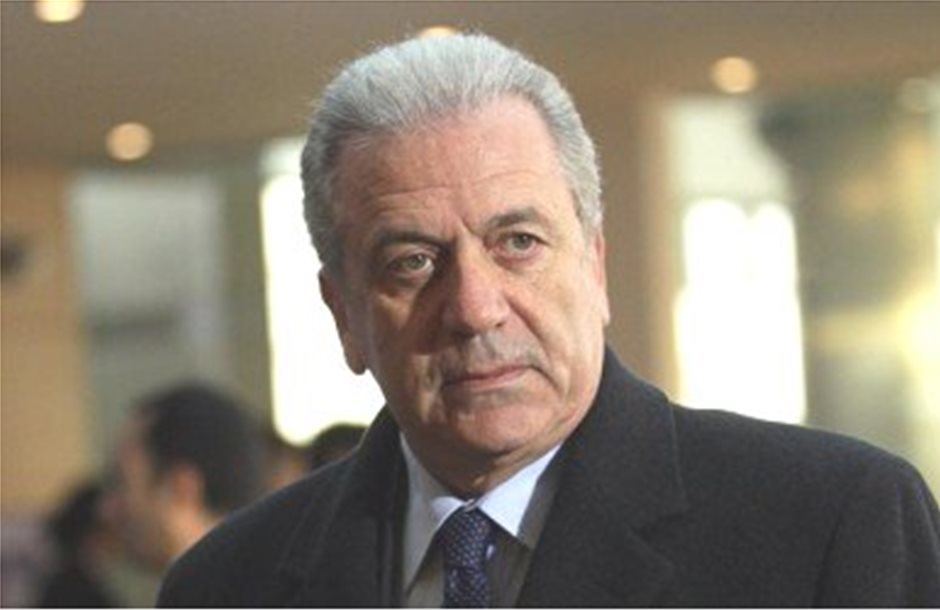 Ο Αβραμόπουλος στις 30 Σεπτεμβρίου σε ακρόαση στην Ευρωβουλή