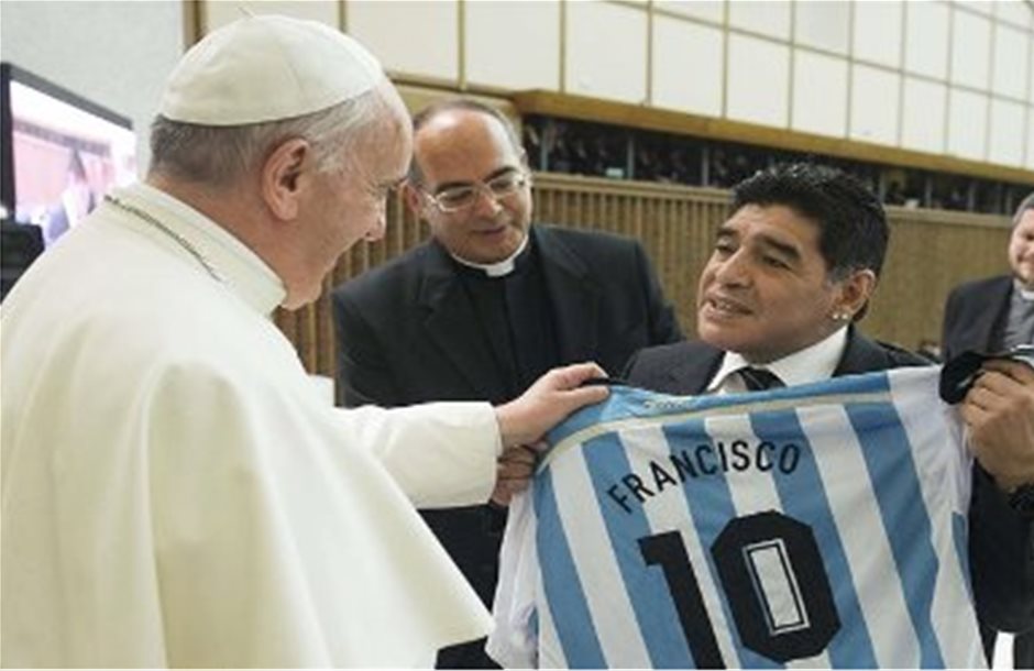 Συνάντηση του Πάπα με το «Θεό» της μπάλας στο Βατικανό