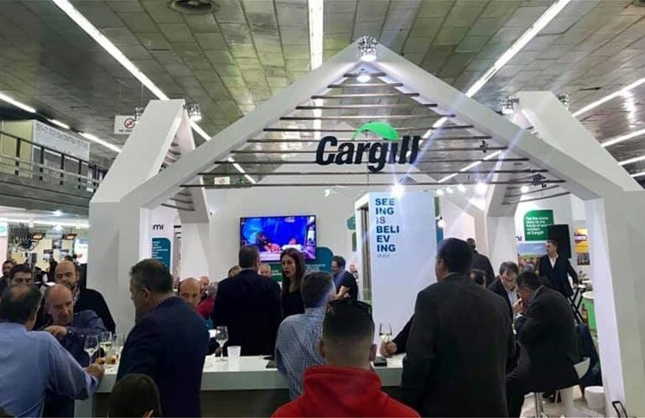 Cargill_stand