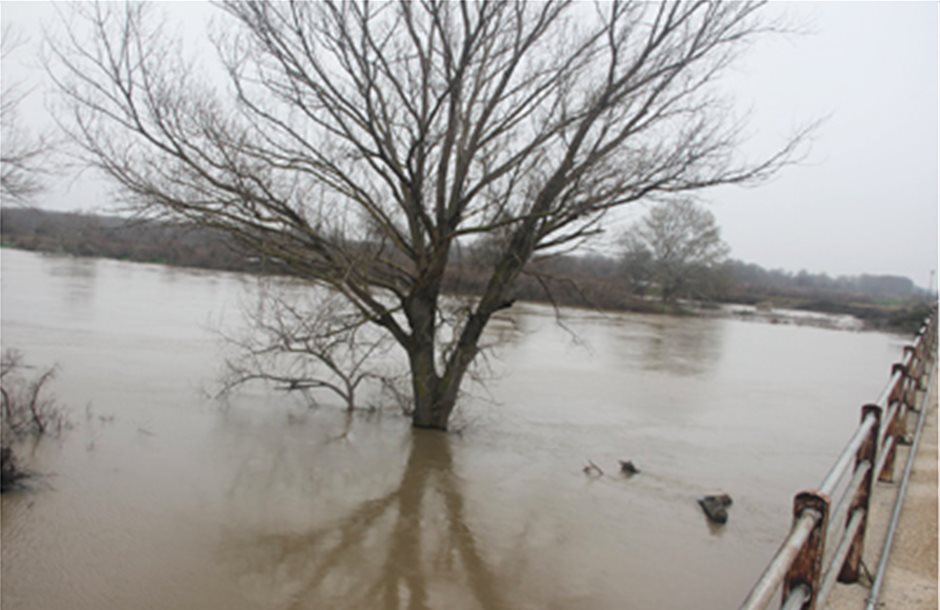 Τεχνητή πλημμύρα στον Έβρο, λόγω ανόδου της στάθμης των υδάτων