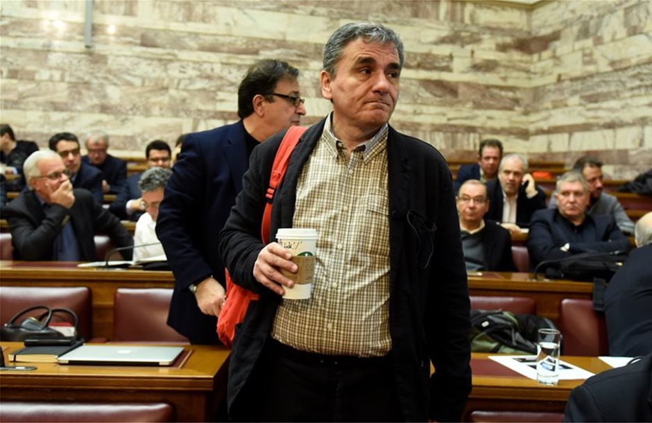 Σε ρυθμούς ψήφισης του πολυνομοσχεδίου η συγκυβέρνηση