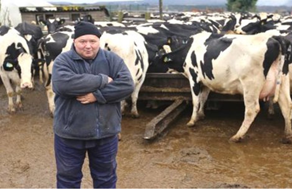 Σε απόγνωση οι Βρετανοί γαλακτοπαραγωγοί από την αστάθεια των τιμών